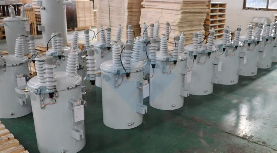 Evernew Transformer high-performance telephone pole transformer, selectable capacity, wholesale manufacturer and supplier to USA, Canada, Brazil, UK, Germany, Spain, Italy, Australia, and Portugal