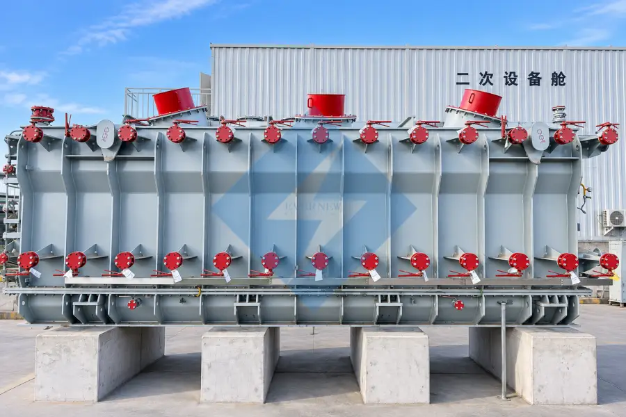 220kV high-voltage oil-immersed power transformer manufactured for a large-scale solar photovoltaic substation and renewable energy grid connection project in Tibet, China by EverNew Transformer